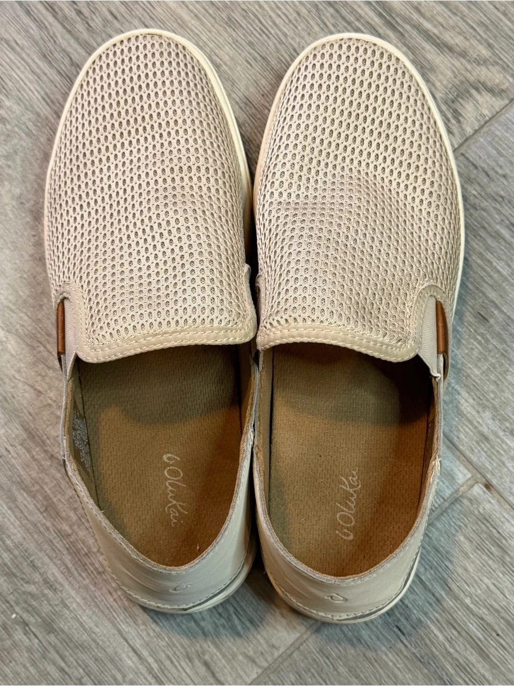 OluKai Pehuea Women's White Mesh Round Toe Slip-On Flat Shoes US 10 EU 40
